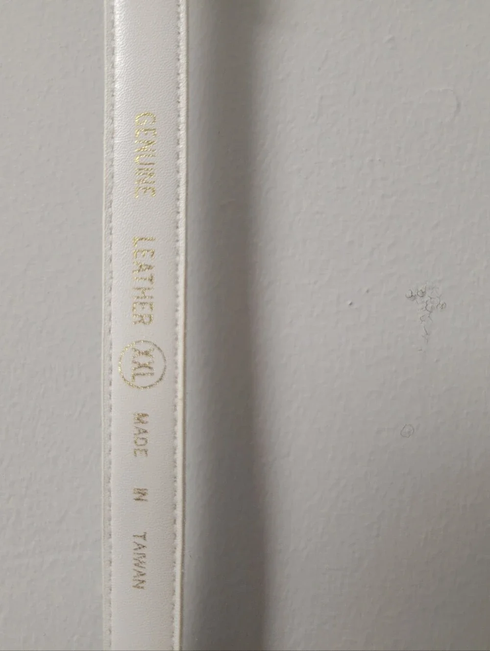 NWT Dame Belt & Bag White Leather Gold Buckle Belt XXL (47in total)